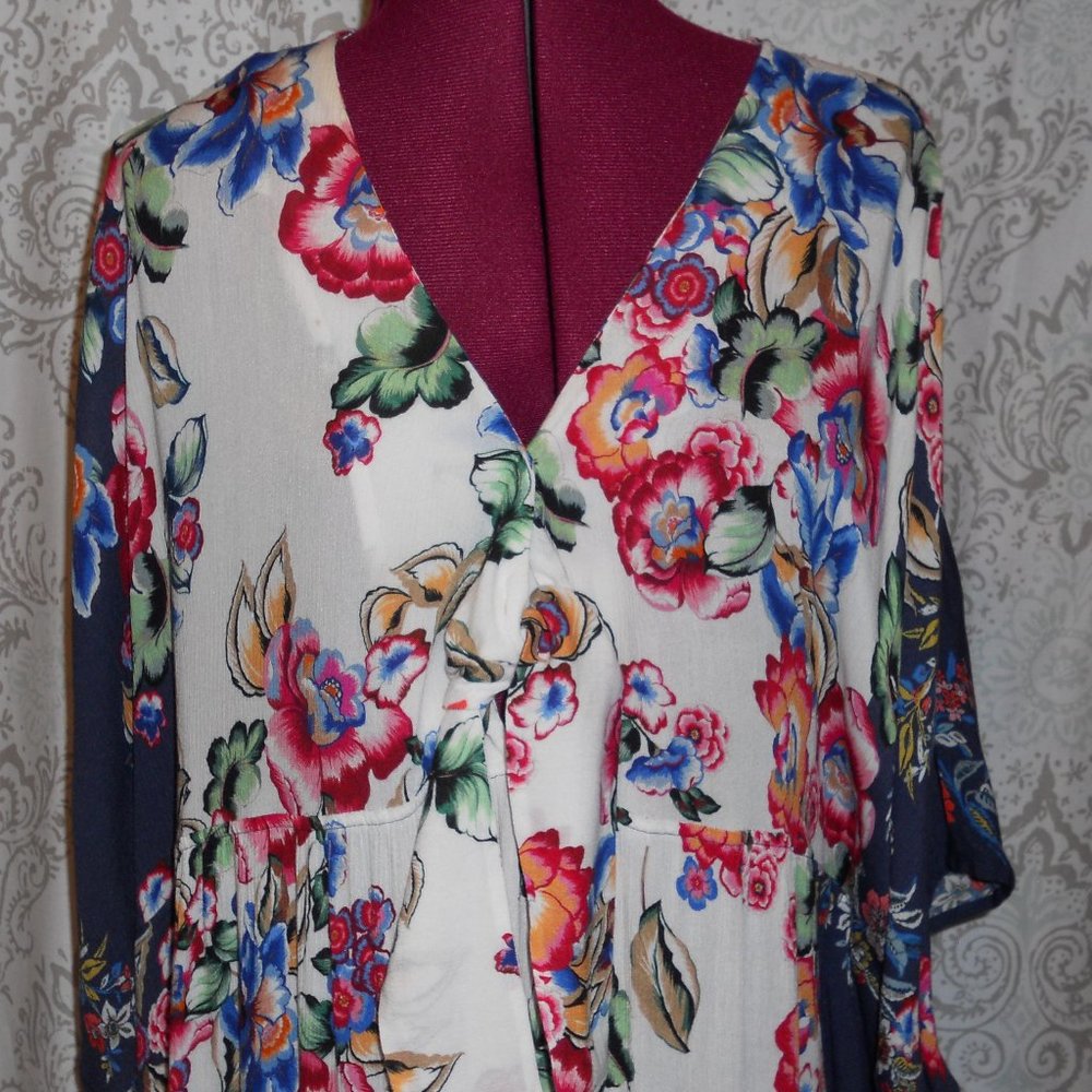 Johnny Was California M Floral Pattern Caftan Lounge/Beach Dress - Picture 2 of 9